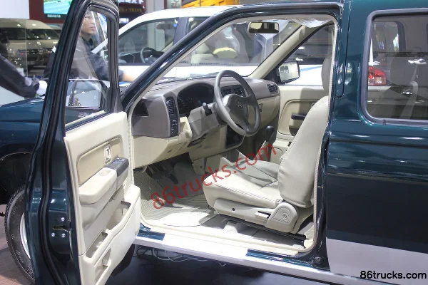 2011 Zhengzhou Nissan Dongfeng Ruichi Standard 3.0L Diesel Double Cab Pickup Châssis (1) | 86Trucks