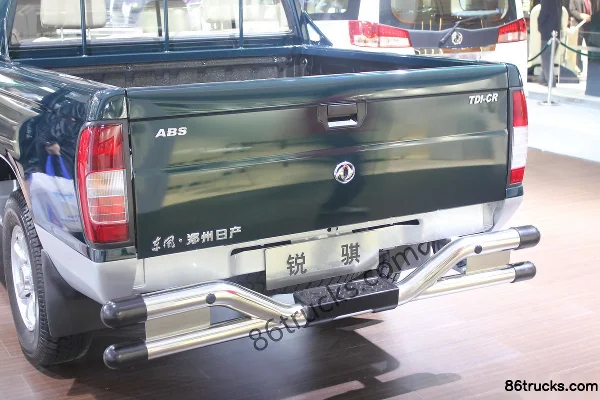 2011 Zhengzhou Nissan Dongfeng Ruichi Standard 3.0L Diesel Double Cab Pickup Carrosserie (1) | 86Trucks