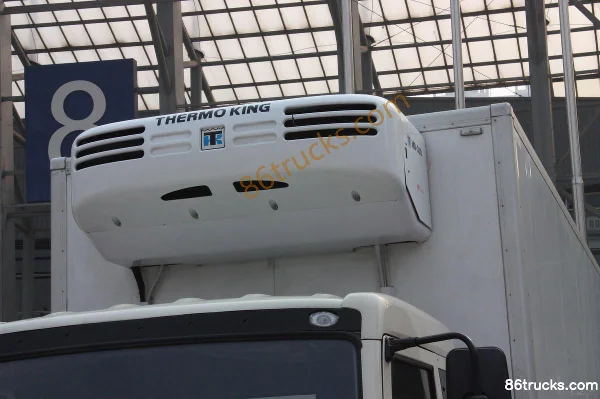FAW Jiefang Qingdao Junwei J5K camion frigorifique 180 ch 4X2(6 roues) (marque CIMC) Carrosserie (1) | 86Trucks