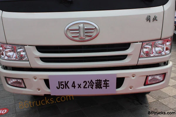 FAW Jiefang Qingdao Junwei J5K camion frigorifique 180 ch 4X2(6 roues) (marque CIMC) Extérieur (3) | 86Trucks