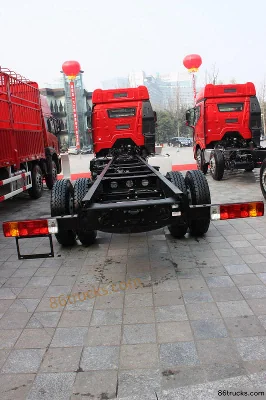 FAW Jiefang J6M Heavy Truck 240hp 6X2(8 wheels) Van Cargo Truck Cab (1) | 86Trucks
