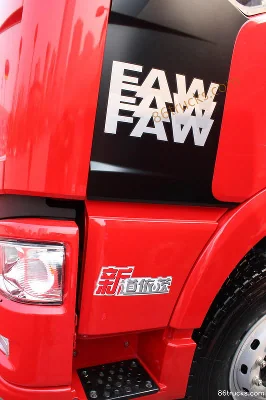 FAW Jiefang J6P camion lourd 420 ch 8X4(12 roues) camion porteur fourgon (léger) Extérieur (3) | 86Trucks