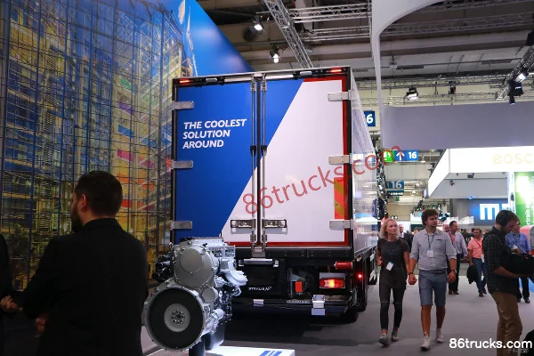 IVECO Stralis Heavy Truck 400 hp 6X2(8 wheels) CNG refrigerated truck (AD260S40Y/PS NP) Exterior (3) | 86Trucks