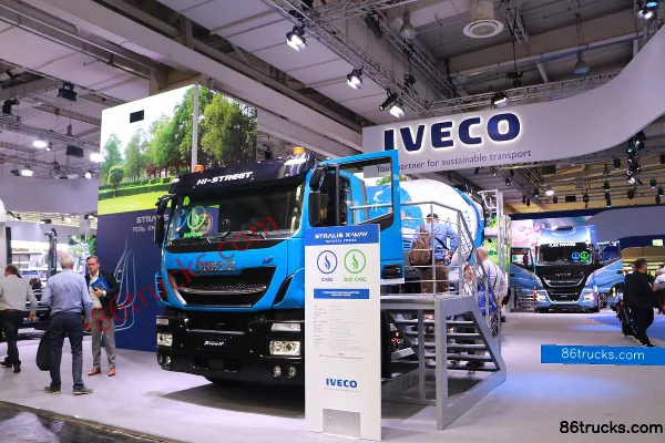 IVECO Stralis Heavy Truck 400 hp 8X2(10 wheels) CNG Concrete Mixer Truck (AD320X40XY/PS NP) Exterior (2) | 86Trucks