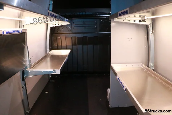 IVECO Nouveau DAILY VAN 136 ch cabine simple fourgon fermé (35SI4NA8 V) Carrosserie (2) | 86Trucks