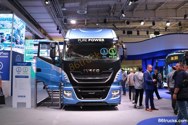 IVECO New Stralis Heavy Truck 460 hp 6X2(8 wheels) LNG Tractor Truck Exterior (2) | 86Trucks