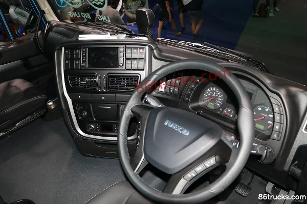IVECO New Stralis Heavy Truck 460 hp 6X2(8 wheels) LNG Tractor Truck Cab (2) | 86Trucks