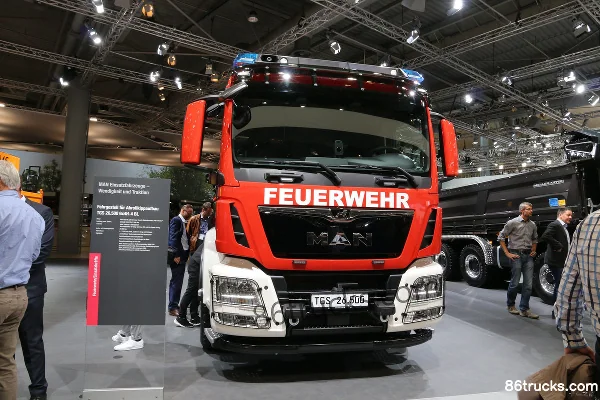 MAN(MAN) TGS série poids lourd 500 ch 6X4(10 roues) tracteur routier (modèle:TGS26.500) Extérieur