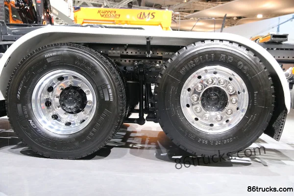 MAN TGS Series Heavy Truck 500 hp 6X4(10 wheels) Tractor Truck (Model: TGS26.500) Chassis (2) | 86Trucks