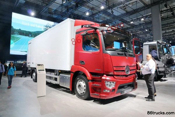 Mercedes-Benz New Actros 6X2(8 wheels) Refrigerated Truck (Model 2540L) Exterior (2) | 86Trucks