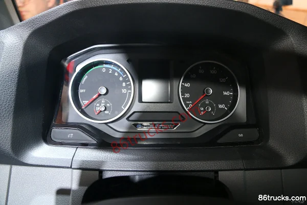 Volkswagen e-Delivery 6.3T 4X2(6 wheels) Electric Truck Interior (3) | 86Trucks