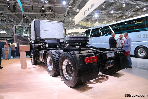 Volkswagen Constellation 440 ch 6X4(10 roues) tracteur routier Extérieur (3) | 86Trucks