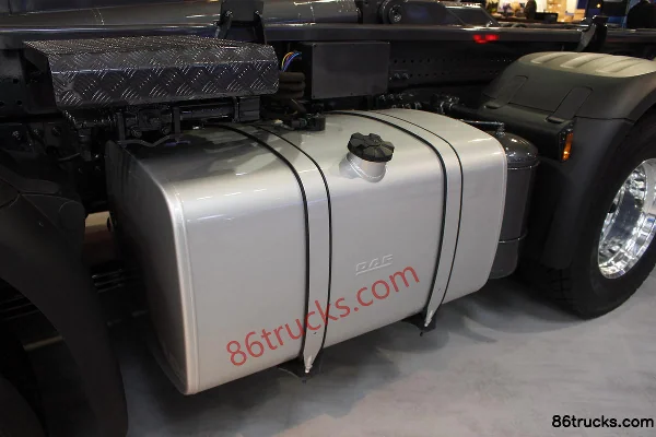 DAF Série CF poids lourd 450 ch 8X2(10 roues) châssis camion porteur (3) | 86Trucks