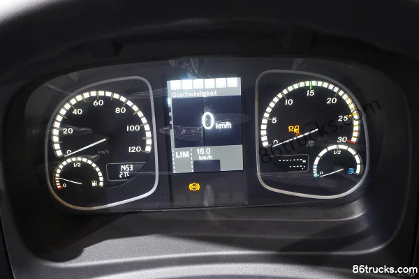 Mercedes-Benz Atego Medium Truck 231 hp 4X2(6 wheels) Cargo Truck (Model 1223 L nR) Cab (3) | 86Trucks