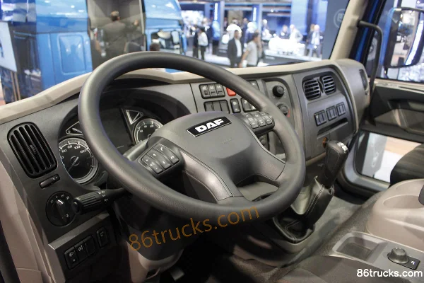 DAF LF Series Heavy Truck 295 hp 4X2(6 wheels) Cargo Truck Chassis (LF290FA) Cab (1) | 86Trucks