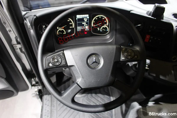 Mercedes-Benz Atego Medium Truck 300 hp 4X2(6 wheels) Cargo Truck (Model 1630L) Cab (3) | 86Trucks