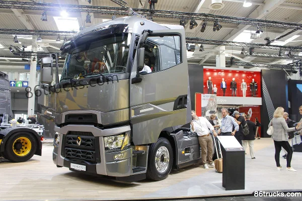 Renault T520 poids lourd 520 ch 4X2(6 roues) tracteur routier (modèle T HIGH 520MAXISPACE) Extérieur (2) | 86Trucks