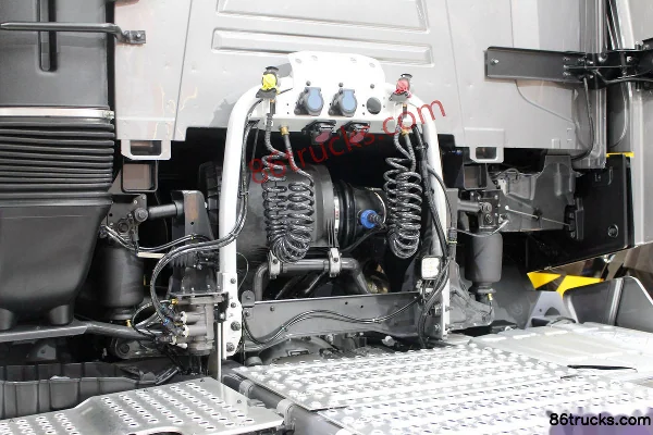 Renault T520 poids lourd 520 ch 4X2(6 roues) tracteur routier (modèle T HIGH 520MAXISPACE) Châssis (3) | 86Trucks