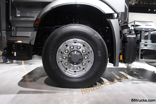 Mercedes-Benz New Arocs Heavy Truck 510 hp 4X2(6 wheels) Tractor Truck (Model 1851 LS) Chassis (1) | 86Trucks