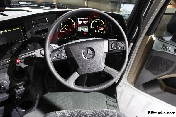 Mercedes-Benz New Actros Heavy Truck 450 hp 6X4(10 wheels) Tractor Truck (Model 2645) Cab (2) | 86Trucks