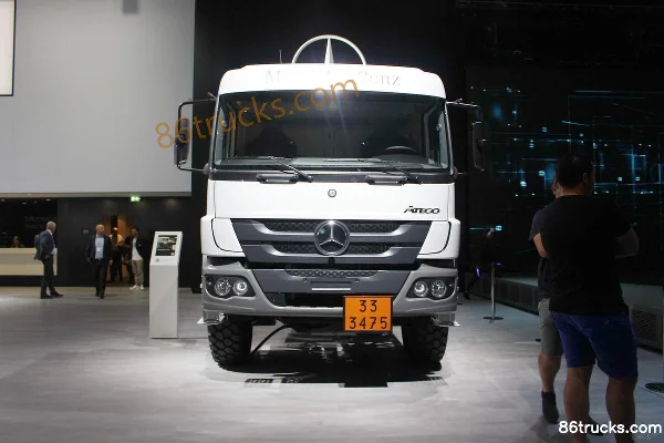 Mercedes-Benz Atego 245 hp 4X4(6 wheels) Tank Truck (Model 1725) Exterior (2) | 86Trucks