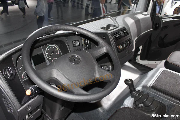 Mercedes-Benz Atego 245 hp 4X4(6 wheels) Tank Truck (Model 1725) Cab (2) | 86Trucks