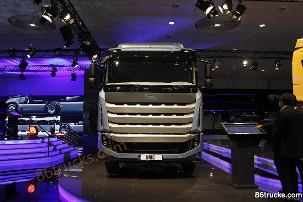 BMC camion porteur 290 ch 8X2(10 roues) Extérieur (2) | 86Trucks
