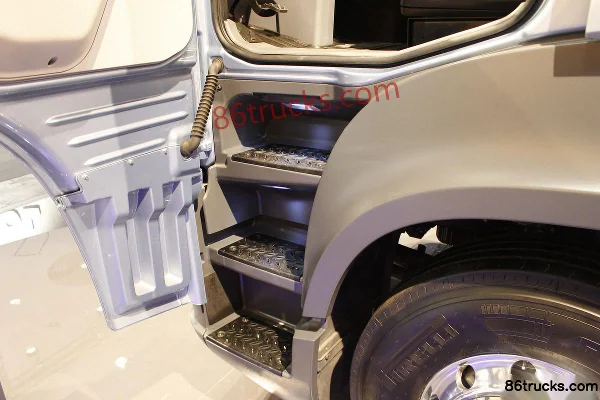 BMC camion porteur 290 ch 8X2(10 roues) Cabine (1) | 86Trucks