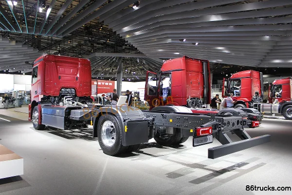 Mercedes-Benz New Actros 300hp 4X2(6 wheels) Cargo Truck Chassis (Model 1830L NGT) Exterior (3) | 86Trucks