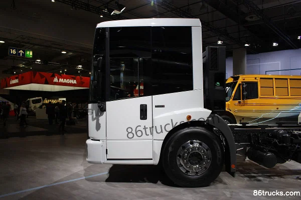 Mercedes-Benz Econic SD 300hp 4X2(6 wheels) Cargo Truck Chassis (2) | 86Trucks