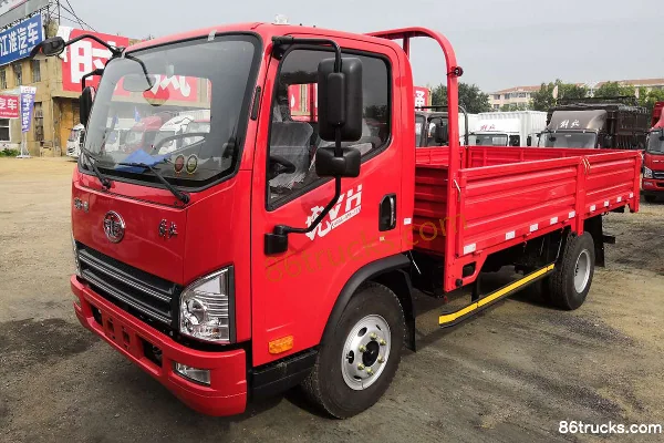 FAW Jiefang Tiger VH 140hp 4X2(6 wheels) 4.21m Single-Row Stake Light Truck Exterior (2) | 86Trucks