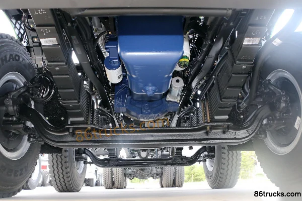 FAW Jiefang Qingdao JH6 heavy truck 460hp 8X4(12 wheels) 8.4m dump truck (China VI) Chassis (1) | 86Trucks
