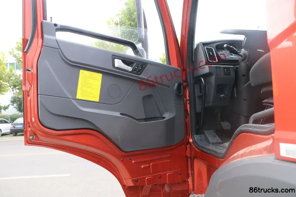 FAW Jiefang Qingdao Han V Heavy Truck 350 hp 8X4(12 wheels) 7.4m Dump Truck Cab (1) | 86Trucks