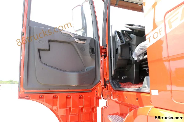 FAW Jiefang Qingdao JH6 heavy truck 460hp 8X4(12 wheels) 9.5m stake truck (rear axle 435) Cab (1) | 86Trucks