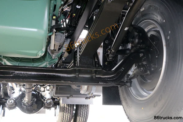 FAW Jiefang Qingdao HanV Heavy Truck 290 hp 4X2(6 wheels) Tractor Truck Chassis (3) | 86Trucks