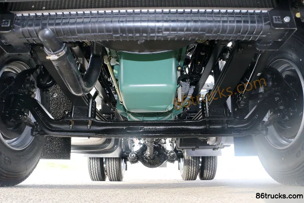 FAW Jiefang Qingdao HanV Heavy Truck 290 hp 4X2(6 wheels) Tractor Truck Chassis (1) | 86Trucks