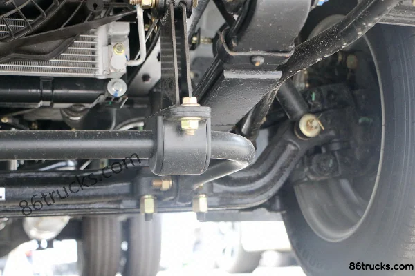 Feidi DX 1,9 L 102 ch 4X2(6 roues) camion léger fourgon 3,6 m cabine simple Châssis (3) | 86Trucks