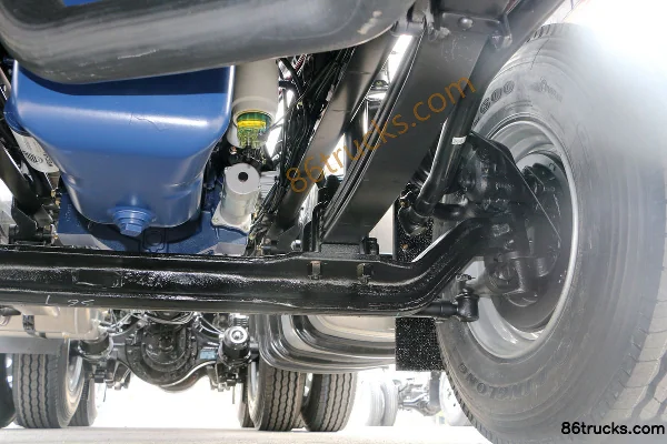 FAW Jiefang Qingdao TianV poids lourd version froide 430 ch 6X4(10 roues) tracteur routier (double réservoir) Châssis (3) | 86Trucks