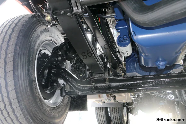 FAW Jiefang Qingdao TianV poids lourd version froide 430 ch 6X4(10 roues) tracteur routier (double réservoir) Châssis (2) | 86Trucks