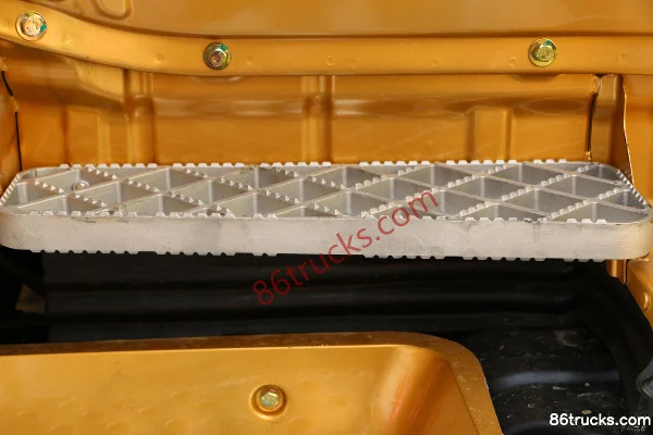 Hualing Hanma H9 480 ch 6X4(10 roues) tracteur routier pour matières dangereuses Cabine (3) | 86Trucks