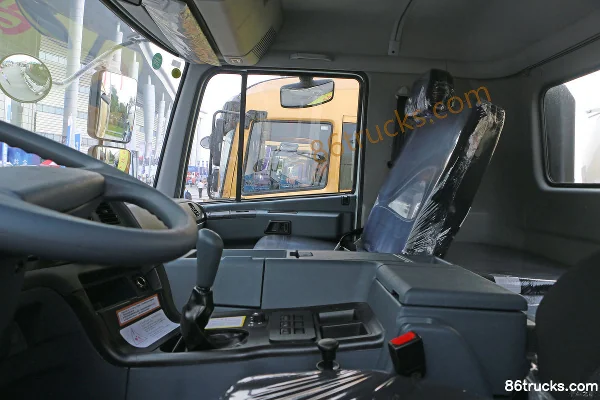 Hualing Star 290hp 6X4(10 wheels) Pneumatic Bulk Tank Truck Cab (1) | 86Trucks