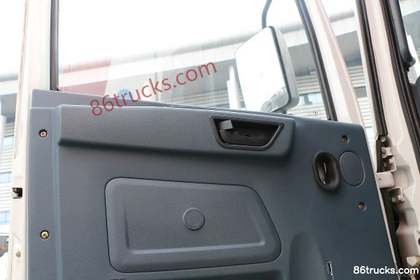 Hualing Hanma H6 220 ch 4X2(6 roues) camion balayeur Cabine (1) | 86Trucks