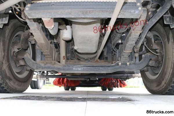 Hualing Hanma H6 220 ch 4X2(6 roues) camion balayeur Châssis (1) | 86Trucks