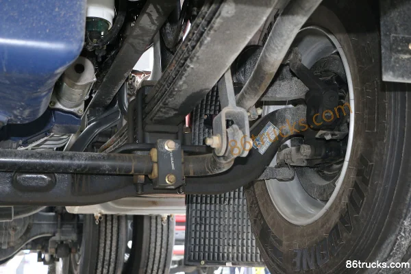 XCMG Hanfeng G7 500hp 6X4(10 wheels) Tractor Truck Chassis (3) | 86Trucks