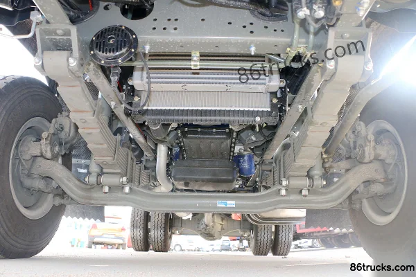 Sinotruk Wangpai 7 Series 95 hp 4X2(6 wheels) 3m dump truck Chassis (1) | 86Trucks