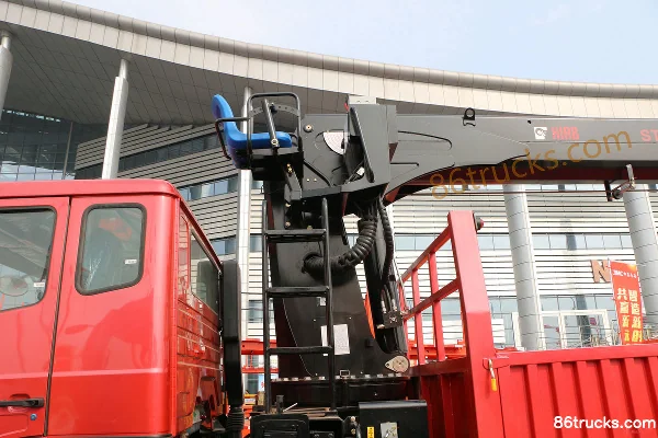 Sinotruk Hohan J5G 280 hp 6X4(10 wheels) crane truck chassis Body (1) | 86Trucks