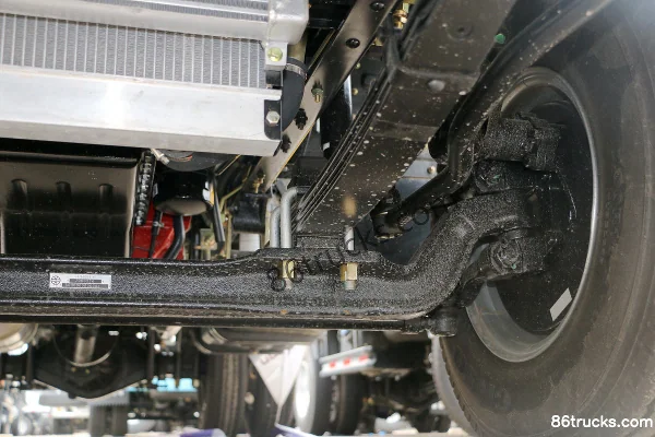 Foton Times Xiaoka Star 5 115 hp 4X2(6 wheels) 3.8m half-row flatbed light truck Chassis (3) | 86Trucks