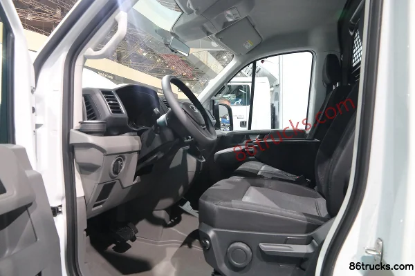 MAN TGE 140 ch fourgon électrique fermé (TGE 3.140E) Cabine (1) | 86Trucks