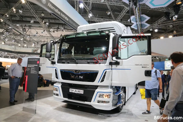 MAN TGM Series Heavy Truck 26T 360 hp 6X2(8 wheels) Electric Box Cargo Truck (TGM 26.360E 6x2-LL) 185kWh Exterior (2) | 86Trucks
