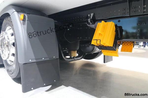 MAN TGM Series Heavy Truck 26T 360 hp 6X2(8 wheels) Electric Box Cargo Truck (TGM 26.360E 6x2-LL) 185kWh Chassis (2) | 86Trucks